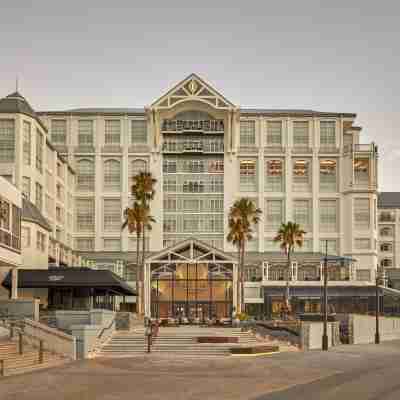 InterContinental Hotels TABLE BAY CAPE TOWN by IHG Hotel Exterior