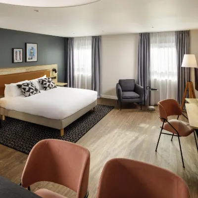 Aparthotel Adagio London Sutton Point Hotels near Hackbridge Station