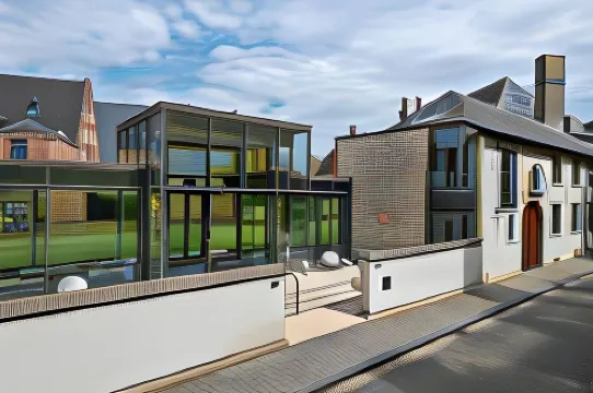 馬丁斯克洛斯特飯店