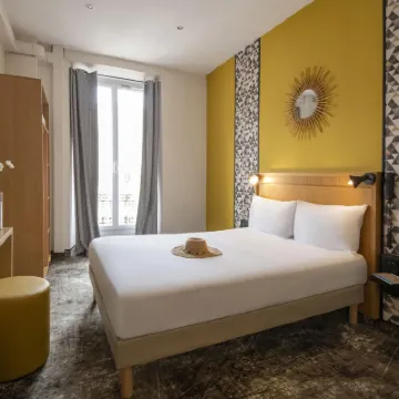 Hotel d'Ostende Hotels near Nice Old Town