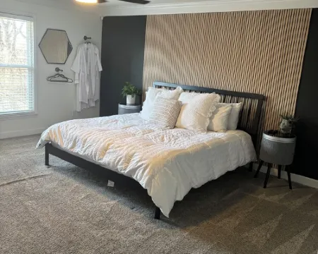 Welcome to Our Spacious 3,000 Sqft Home with a Main Floor Master. レネックサのホテル