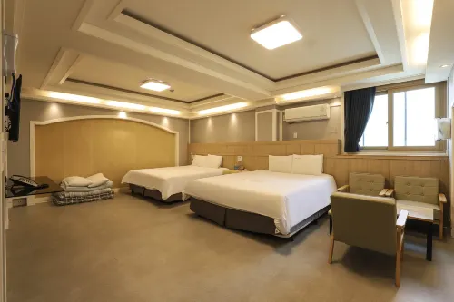 Buyeong Motel Donghae - ที่มีที่จอดรถ