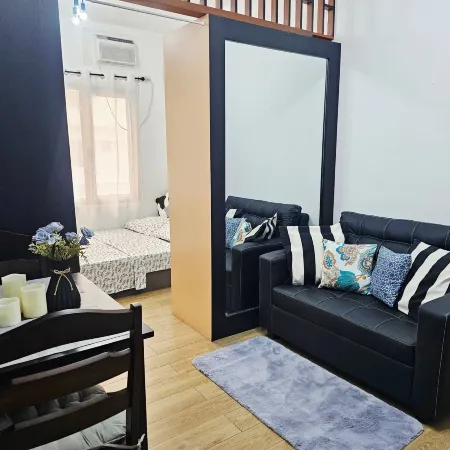 Paseo Verde Las Pinas - Sleeps 2 Adults & 2 Children