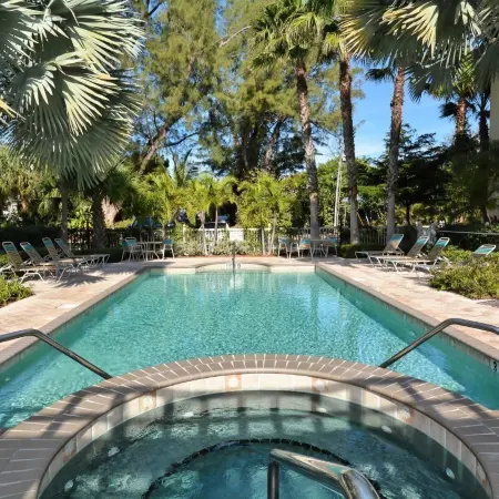 Direct Beach Access Beautiful Resort Balcony