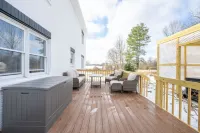 Nookside Grand Estate For 8 - 3-Star