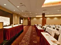 DoubleTree by Hilton Hotel & Suites Pittsburgh Downtown - Business