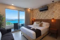 Santa Marina Luxury Stay - Ocean View - Apartments