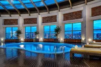 Hilton Porto Alegre - Pools