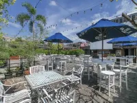 The Lion Pub & Hotel Hotels in Mount Lavinia