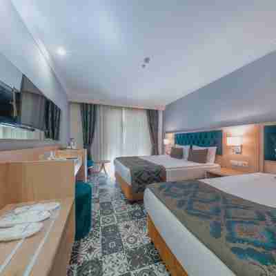 Dream World Palace Rooms