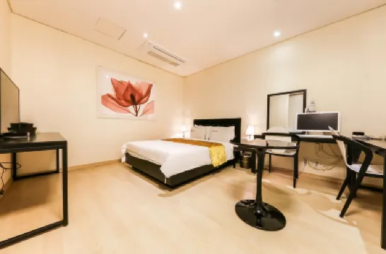 Asan Hotel Cube Hotel di 