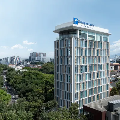 Holiday Inn Express BANDUNG BRAGA by IHG Hotels near Bank Mandiri