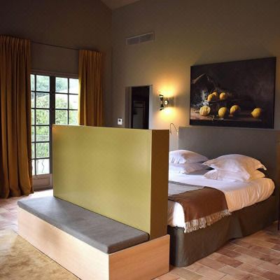 Junior Queen Suite Baumanière - les Baux de Provence Promo Code