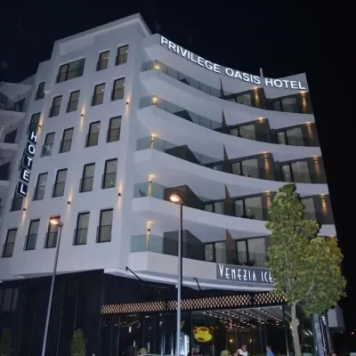 Privilège Oasis Hôtel Các khách sạn gần Oasis Railway Station