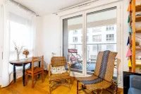 GuestReady - Appartement Chic avec Balcon