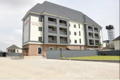 SpringHill Hotel & Suites-Executive Hotels in 