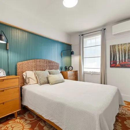 Elizabeth Page House - Charming & Modern Bungalow 3 Bedroom Home Отели в г. Спрингфилд