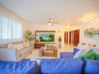 COZY 7BR Villa  BIG POOL  Close to beach! - 4-Sterne