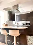 Tranquil Turquoise - 3 Bed House With Parking