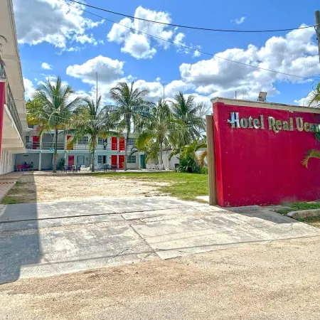 HOTEL REAL UCUM