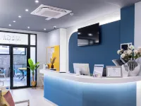 Mega Hostel Hotels in Saranda