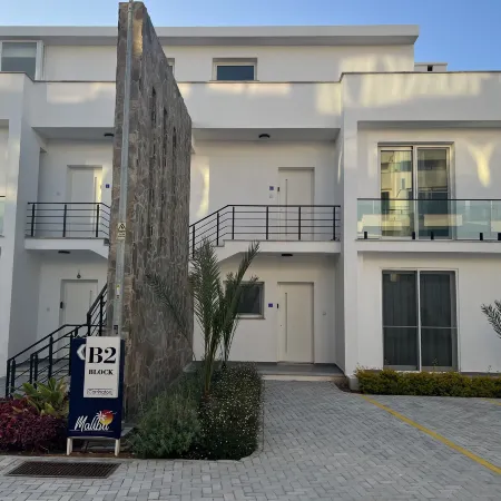 Charming 2-Bedroom Apartment with Ocean Views in Tatlısu