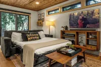 Peaceful Riverside Retreat: Sauna, Hot Tub, & Fire Pit by Forest & Peak Retreats - Chalets