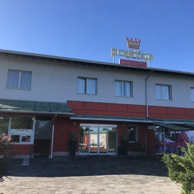 Hotel Motel Prestige Отели рядом с достопримечательностью «Станция метро Massaua»