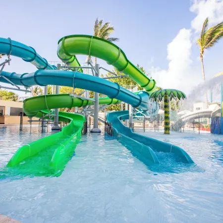 Holiday Inn Club Vacations the Royal Sands All Inclusive