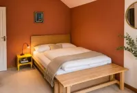 Comfortable 5-br Home Near Headington Oxford - Balcony