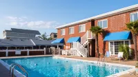 Colonial Inn - Beach