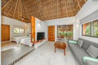 Riviera Maya Suites - Condos