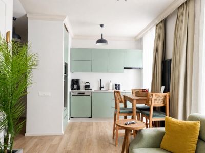 Bird Nest Suites