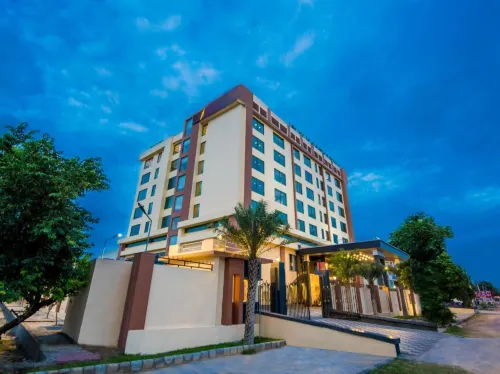 Golden Tulip Kukas Jaipur - 3-Star