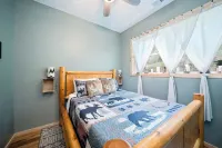 Bear's Den Retreat • Hot Tub • Soak Tub • Dog Friendly • Hocking Hills Cabin - Feriehus