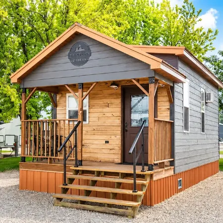 Private Tiny Cabin in Glendive Near Makoshika Park - Free Parking & WiFi