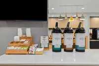 萬豪旗下的TownePlace Suites 飯店套房歐佩利卡奧本 - 早餐