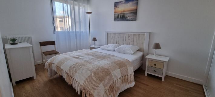 Beautiful Balcony Sea View Apartment in the center of Concarneau 콩카르노 호텔