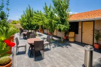Casa Aura Resort Mount Abu - غرفة مطلة على الجبل