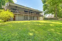 New Riverfront Trout Fishing White River Retreat! - 홈스테이