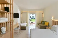 Alykanas Beach Grand Hotel by Zante Plaza - parking