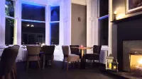 McInnes House Hotel - breakfast
