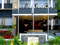 Hotel Emaki Jatinangor - Formerly Jatinangor Hotel & Restaurant - parking