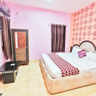 Hotel Ganesha Các khách sạn gần Chùa Tulsi Manas