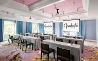Graduate by Hilton Chapel Hill - Boutique