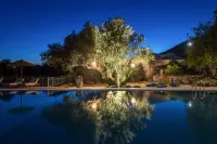 Hilltop Resort - Pool
