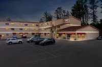Comfort Inn & Suites Midtown - Parking