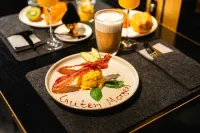 Legend Hotel - breakfast