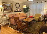 Spacious 3 bed 2 bath condo close to Memorial Park, Five-points, & UGA in Athens - Kitchens
