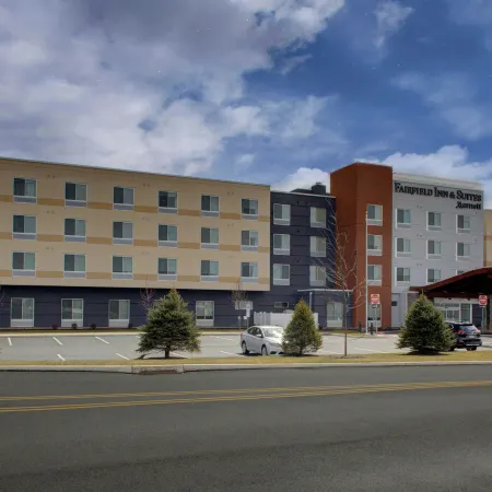 Fairfield Inn & Suites Allentown West